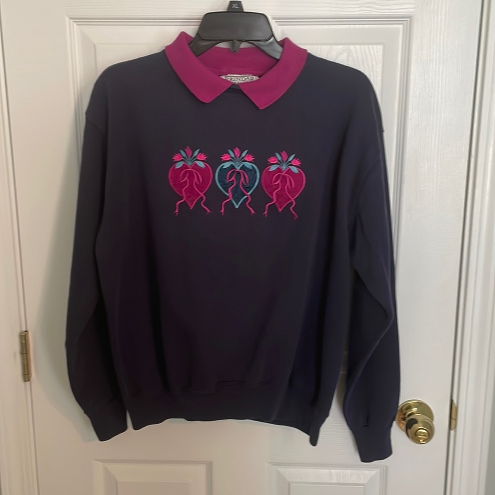 Navy collared sweatshirt